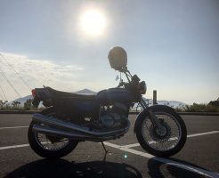 朝日とマッハⅣ